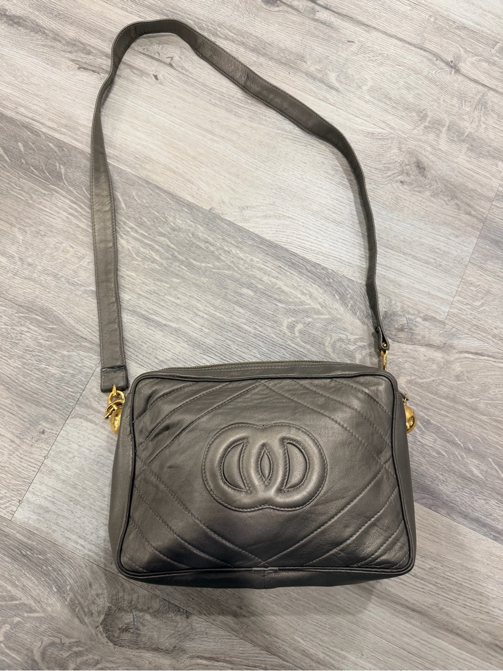 Vintage Quilted Leather Crossbody Camera Bag